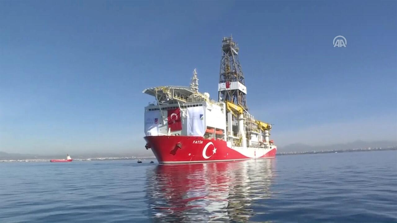 15 kişilik ekip sondaj gemilerine yardım ediyor