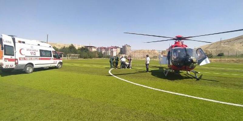 Kalp krizi geçiren kadın, ambulans helikopterle hastaneye ulaştırıldı