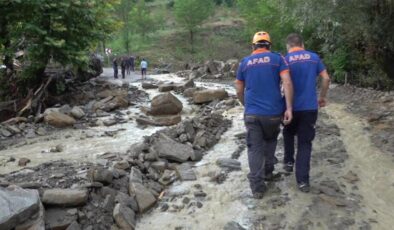 Bartın’da sel felaketi: 80 yaşındaki kadın kayıp