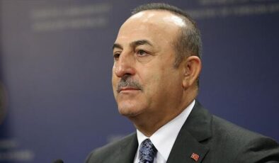 Dışişleri Bakanı Çavuşoğlu, Katarlı mevkidaşı Al Sani ile telefonda görüştü