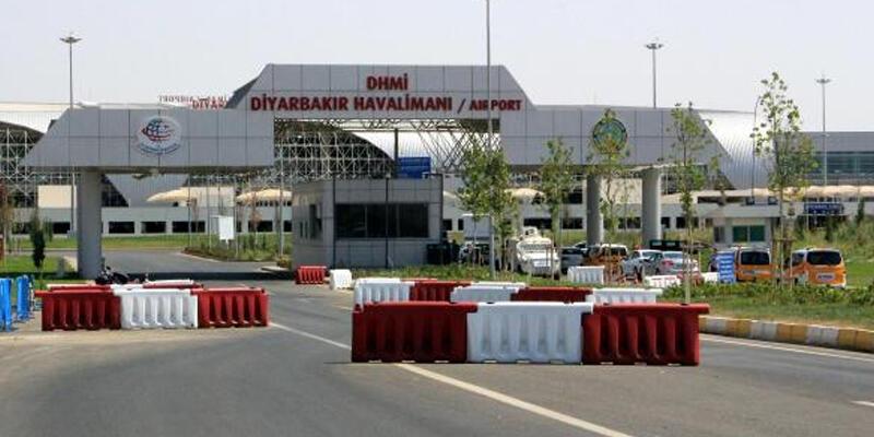 Iğdır- Ankara seferini yapan uçak, Diyarbakır’a acil iniş yaptı