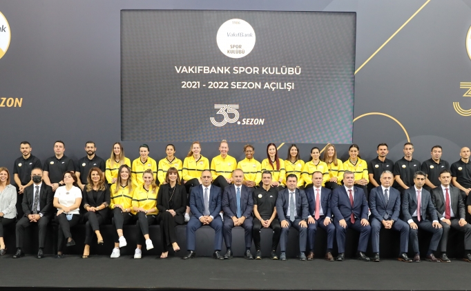 VakıfBank’ta 35’inci sezonun perdesi yeni zaferler için açıldı
