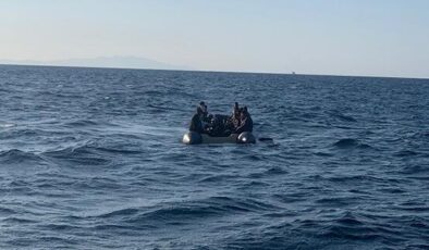 Türk kara sularına geri itilen 35 düzensiz göçmen kurtarıldı