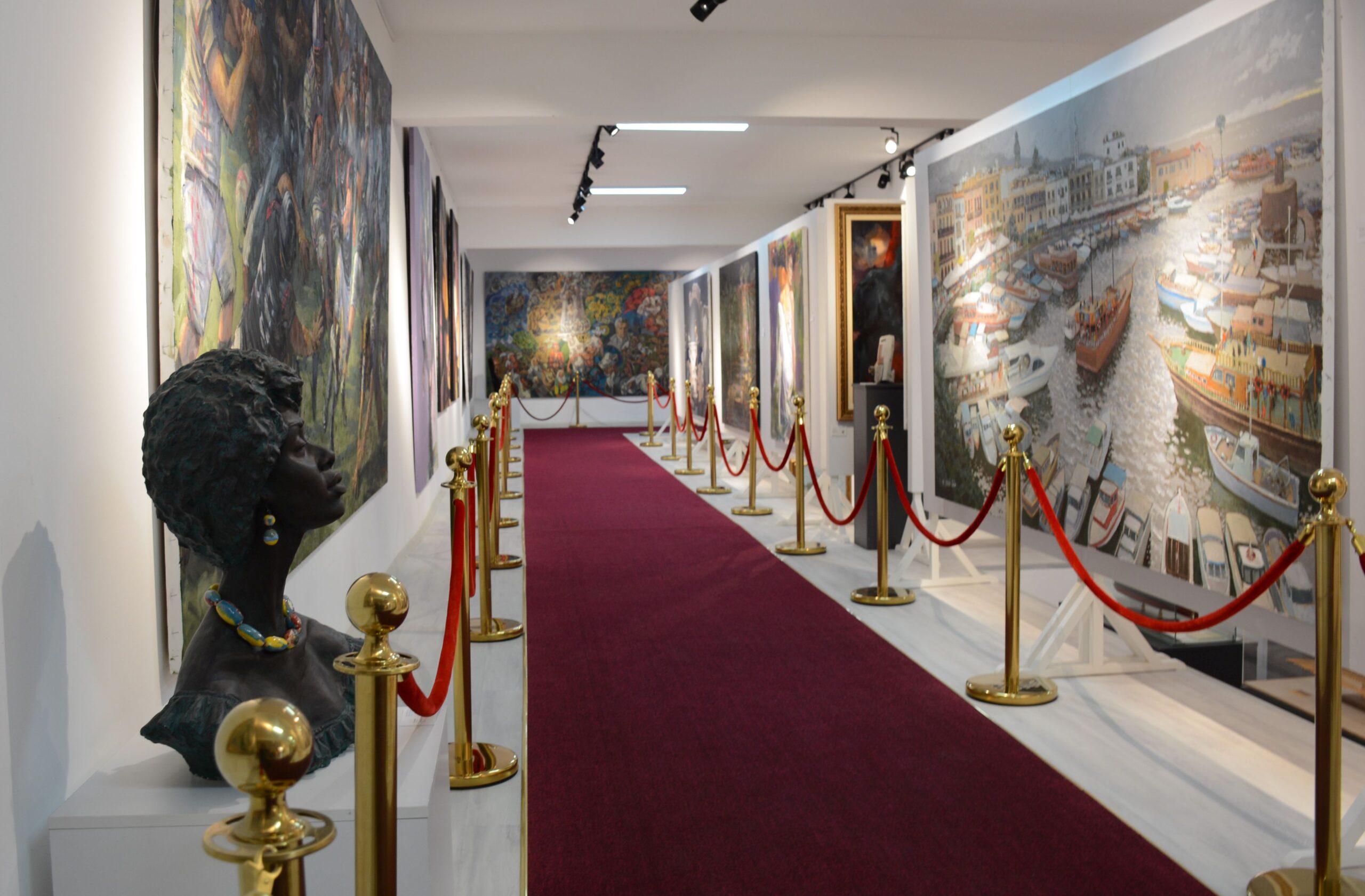 KKTC Cumhurbaşkanı Ersin Tatar “Güzel Sanatlar Yıl Sonu Sergisi”nin açılışını yaptı
