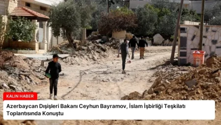 Azerbaycan Dışişleri Bakanı Ceyhun Bayramov, İslam İşbirliği Teşkilatı Toplantısında Konuştu